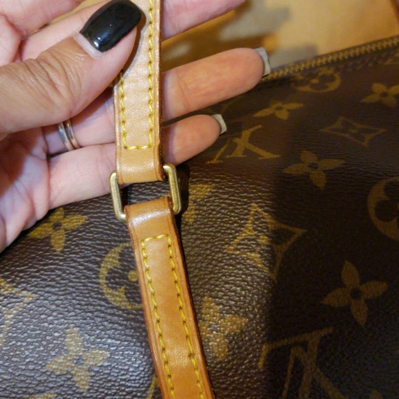 Authentic louis vuitton papillon 26 nm - Picture 6 of 8